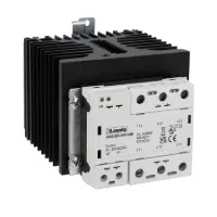 REL STAT (SSR) AVEC DISSIP INTEG 3PH (3 CONTROLEES) 48A LIGNE 24-520VAC CONTROLE 24-255VAC/DC